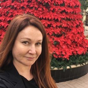 Meet your Posher, Simona